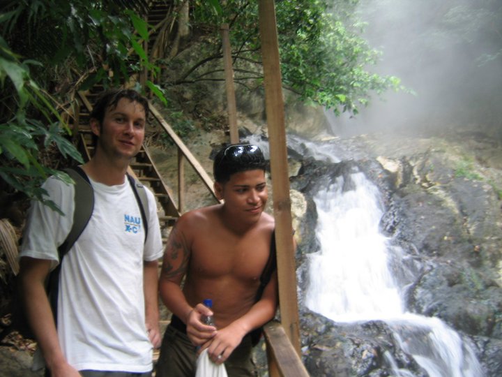 34216_523845564241_211000828_31281105_7085092_n