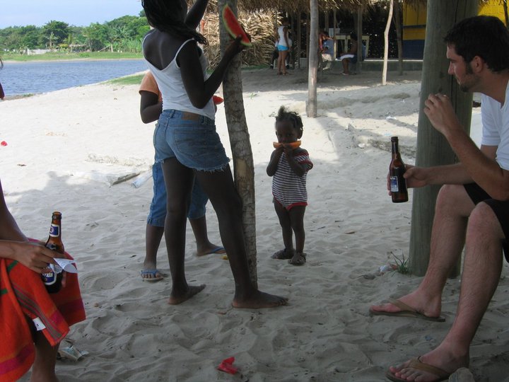 34216_523845594181_211000828_31281111_1669730_n