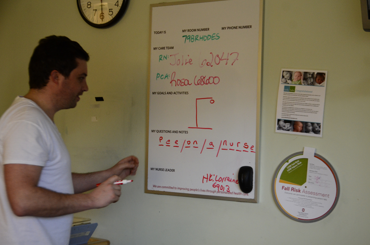 Entertaining ourselves in Kim's hospital room