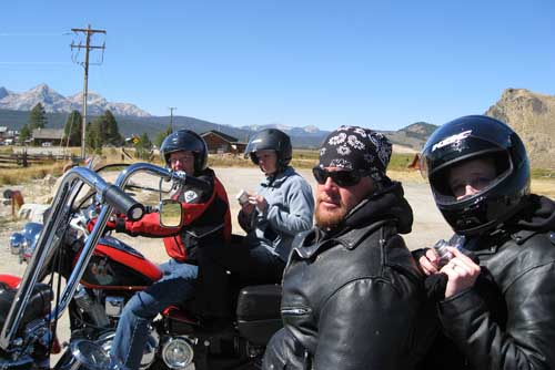 More scary bikers - Aaron and Renae