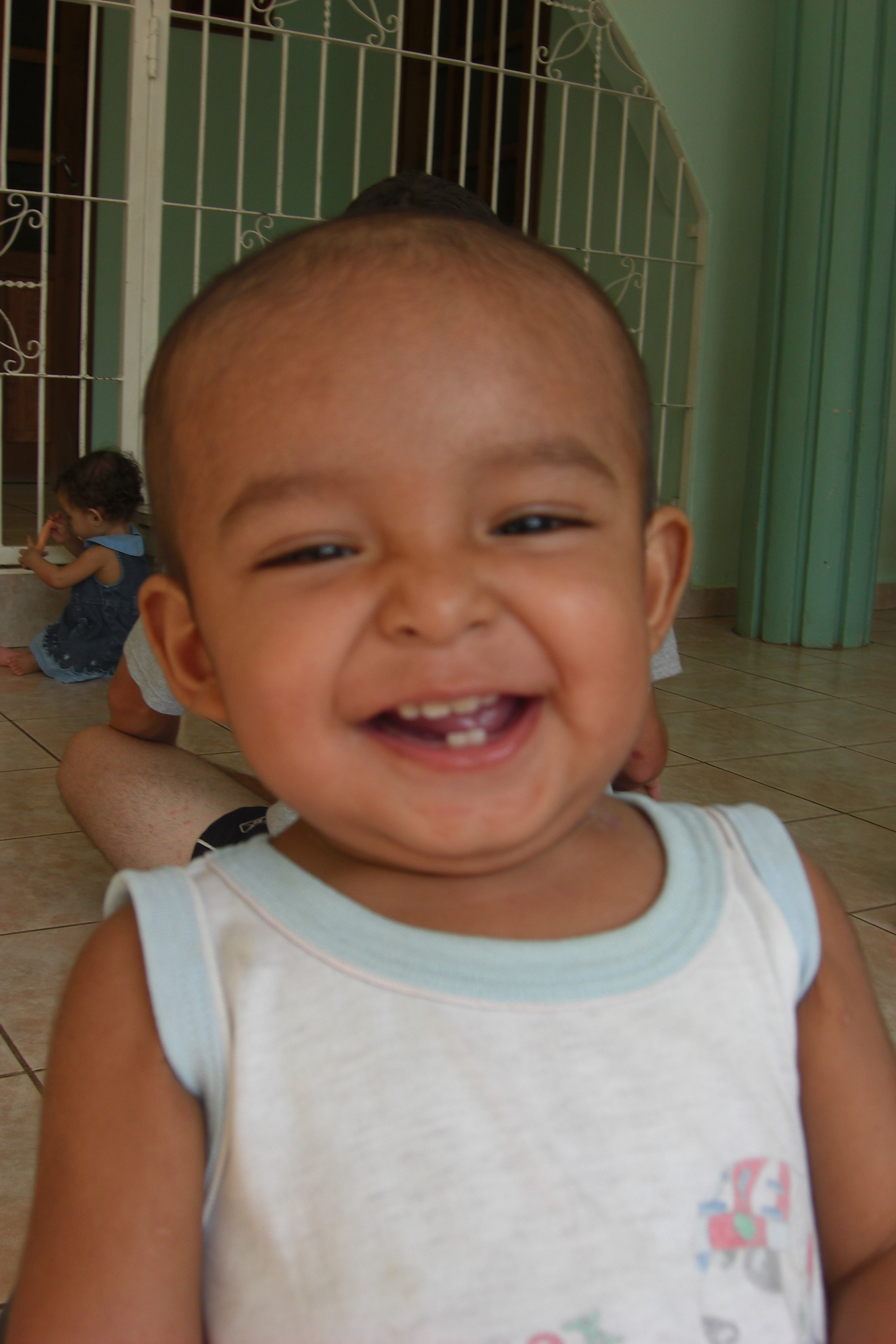 Marcos sonrisa grande