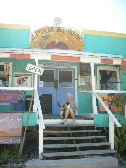 his is in Chokoloskee - a very interesting little-nothing of a town. The island is part of the 10,000 Islands, and is just below Everglades City.