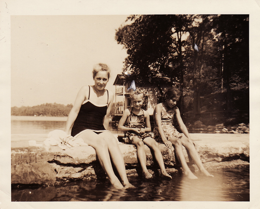 Dorothy and her daughters, Bobby and Jeanne at Peach Lake.