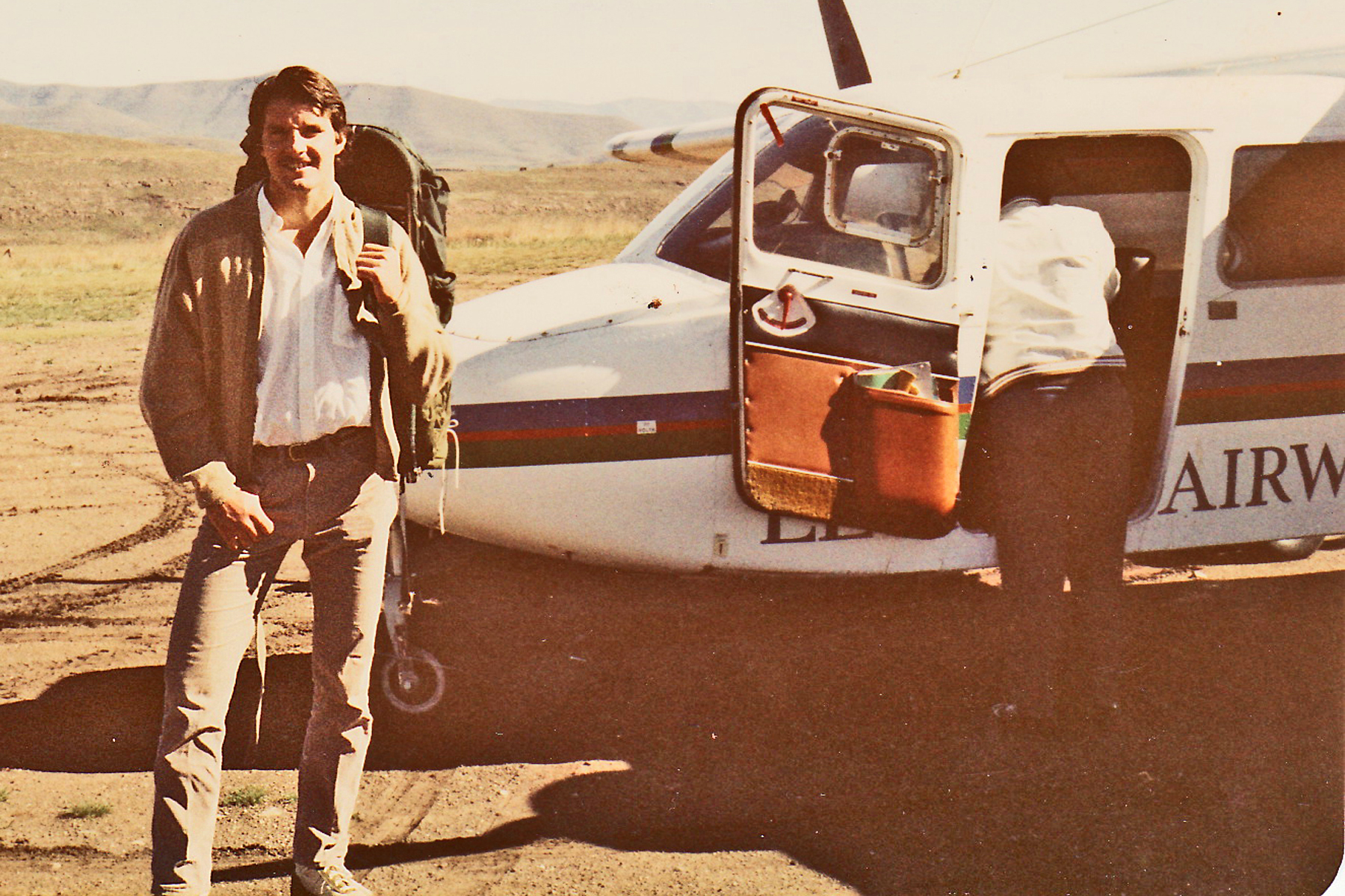 Chip arriving at his site 1980